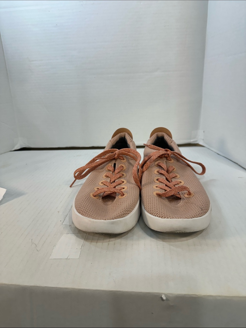 Casual Knit Lace-Up Sneakers in Blush Pink